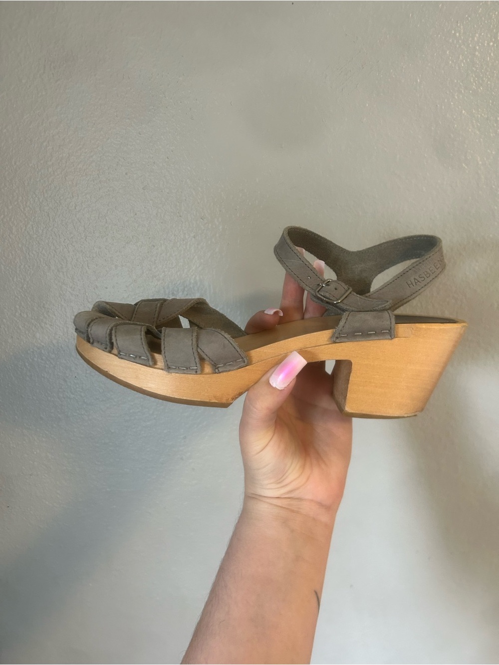 Hasbeens Swedish clog strappy shoes